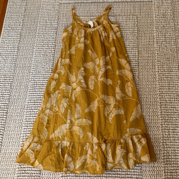 H&M Long Ruffled Leaf-Print Midi Dress - Picture 2 of 6